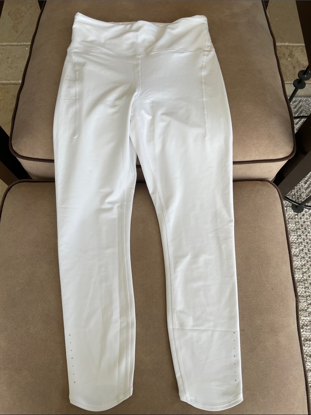 Like new Athleta Pacesetter 7/8th legging